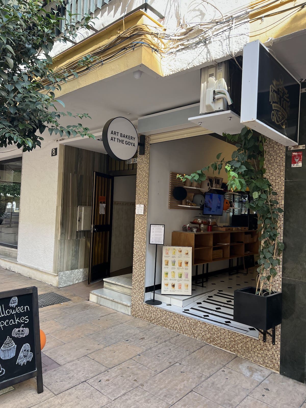 ART BAKERY AT THE GOYA — SPECIALITY COFFEE & FINE PASTRY en andalucía ebaristo café