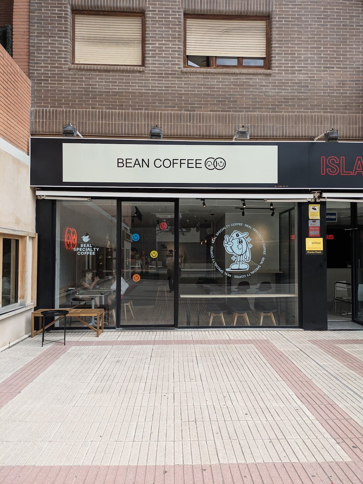 BEAN COFFEE - CAFETERIA DE ESPECIALIDAD en aragón ebaristo café