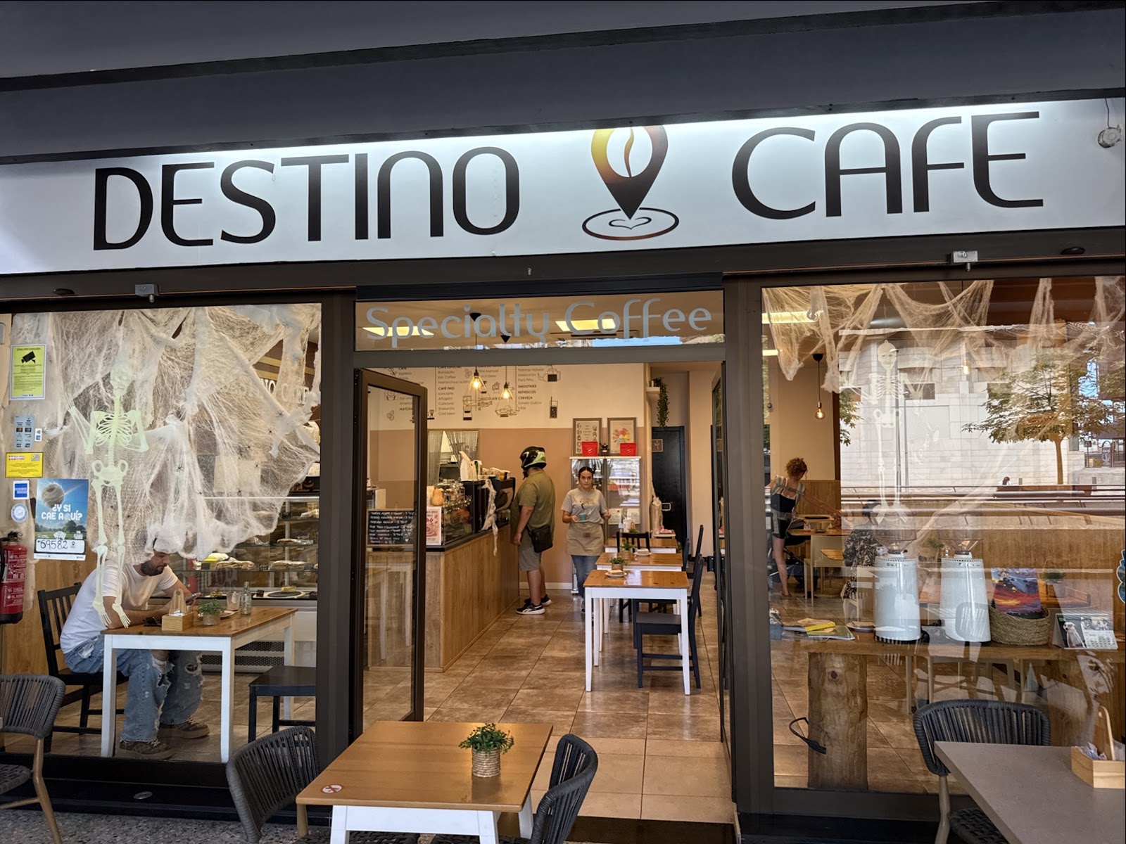 DESTINO CAFÉ en canarias ebaristo café