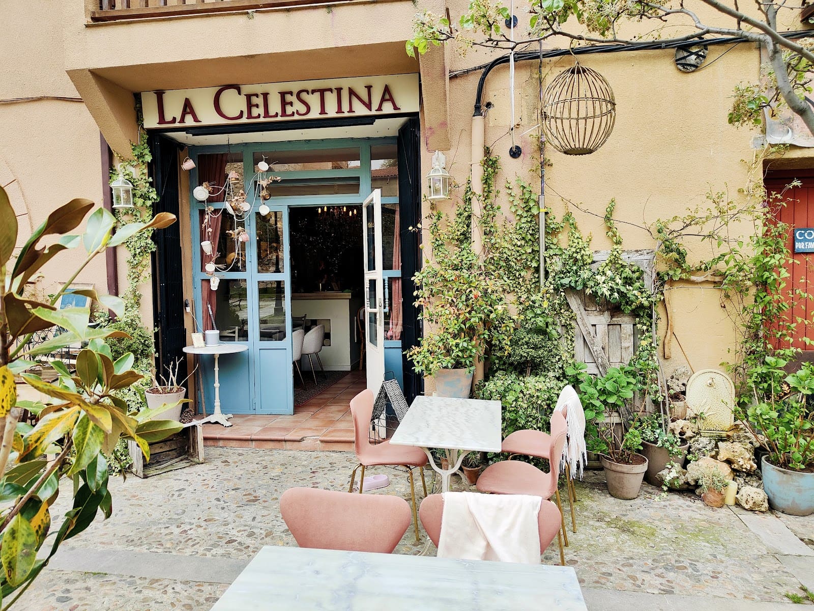 LA CELESTINA CAFÉ & BOUTIQUE en castilla la mancha ebaristo café