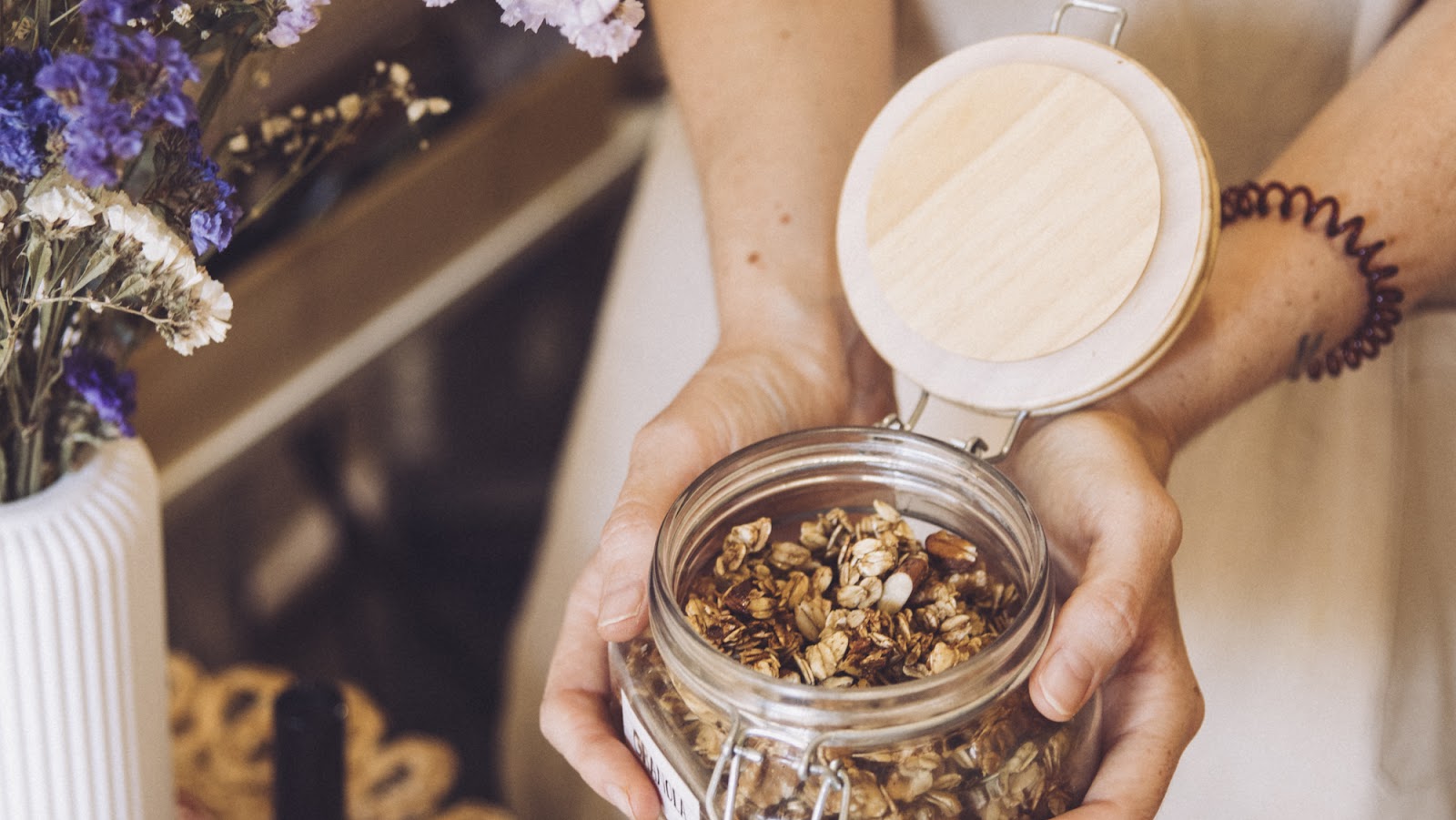 LA NEVERITA COFFEE | YOGA & BARRE en canarias ebaristo café