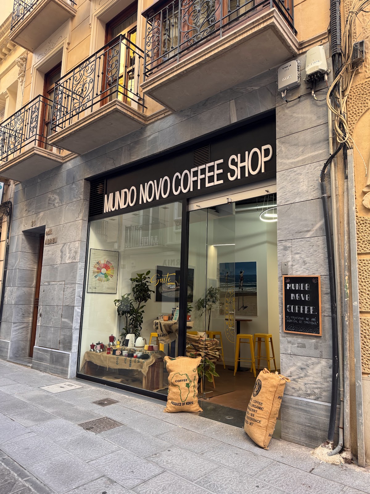 MUNDO NOVO COFFEE SHOP en murcia ebaristo café