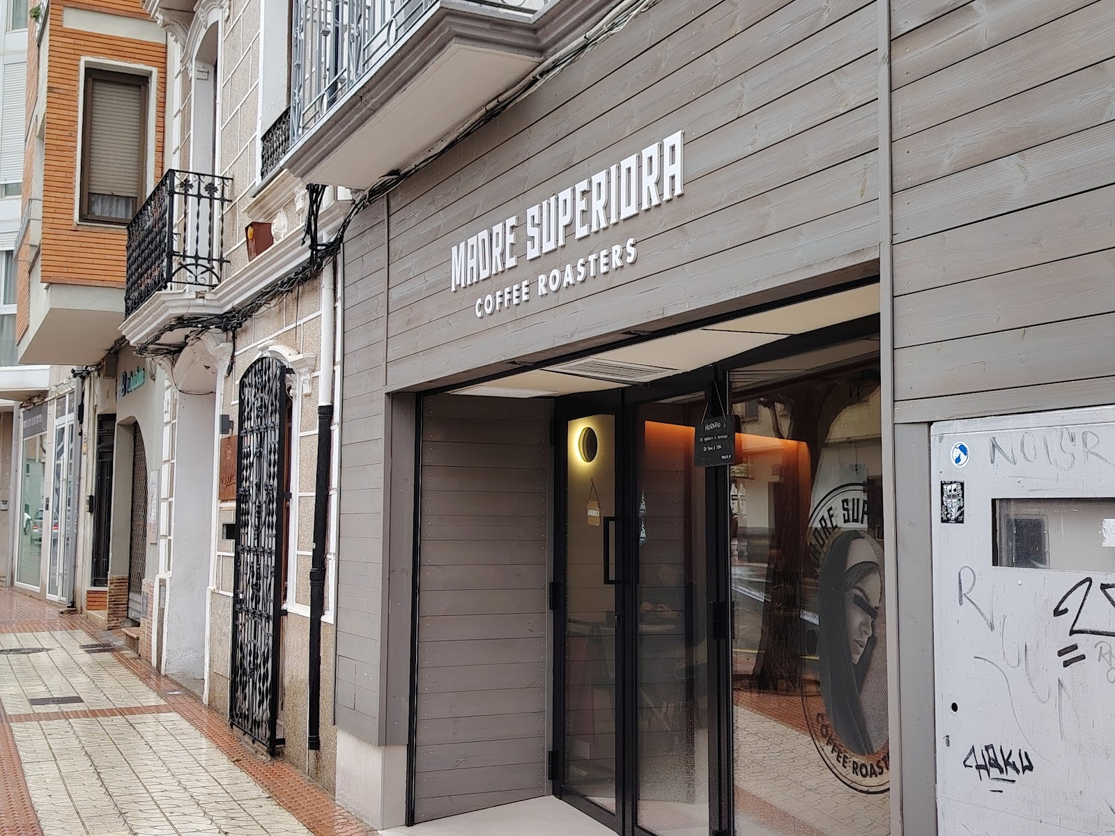 MADRE SUPERIORA COFFEE ROASTERS S.L. ebaristo café