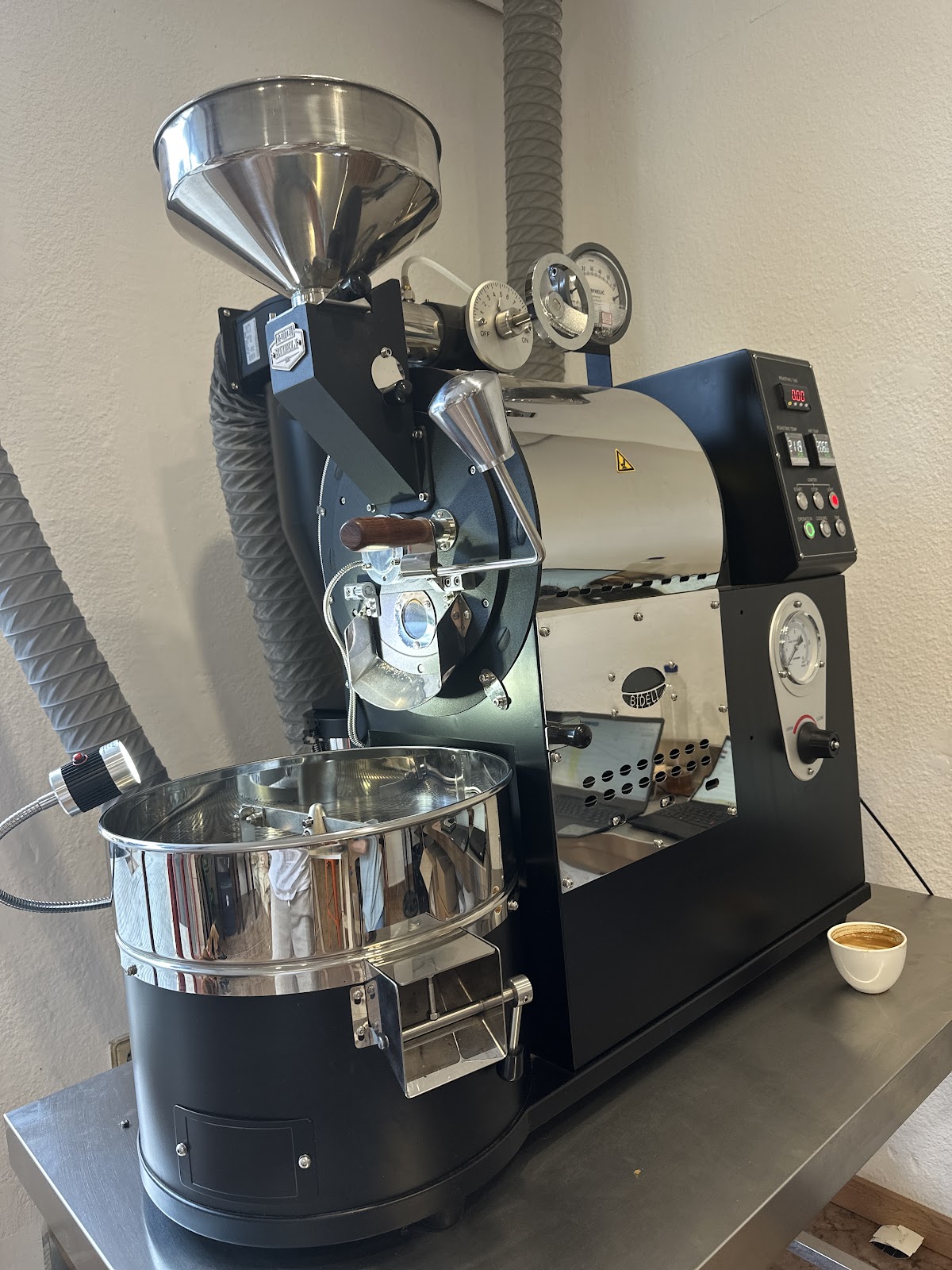 NOBIL COFFEE ROASTERS ebaristo café