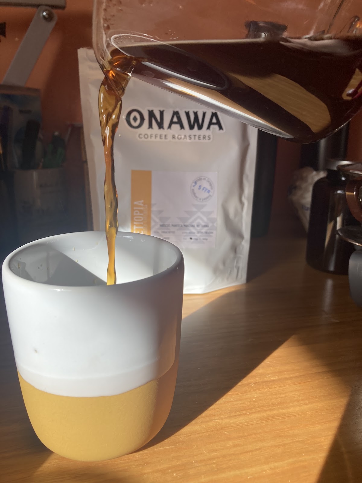ONAWA COFFEE ROASTERS ebaristo café