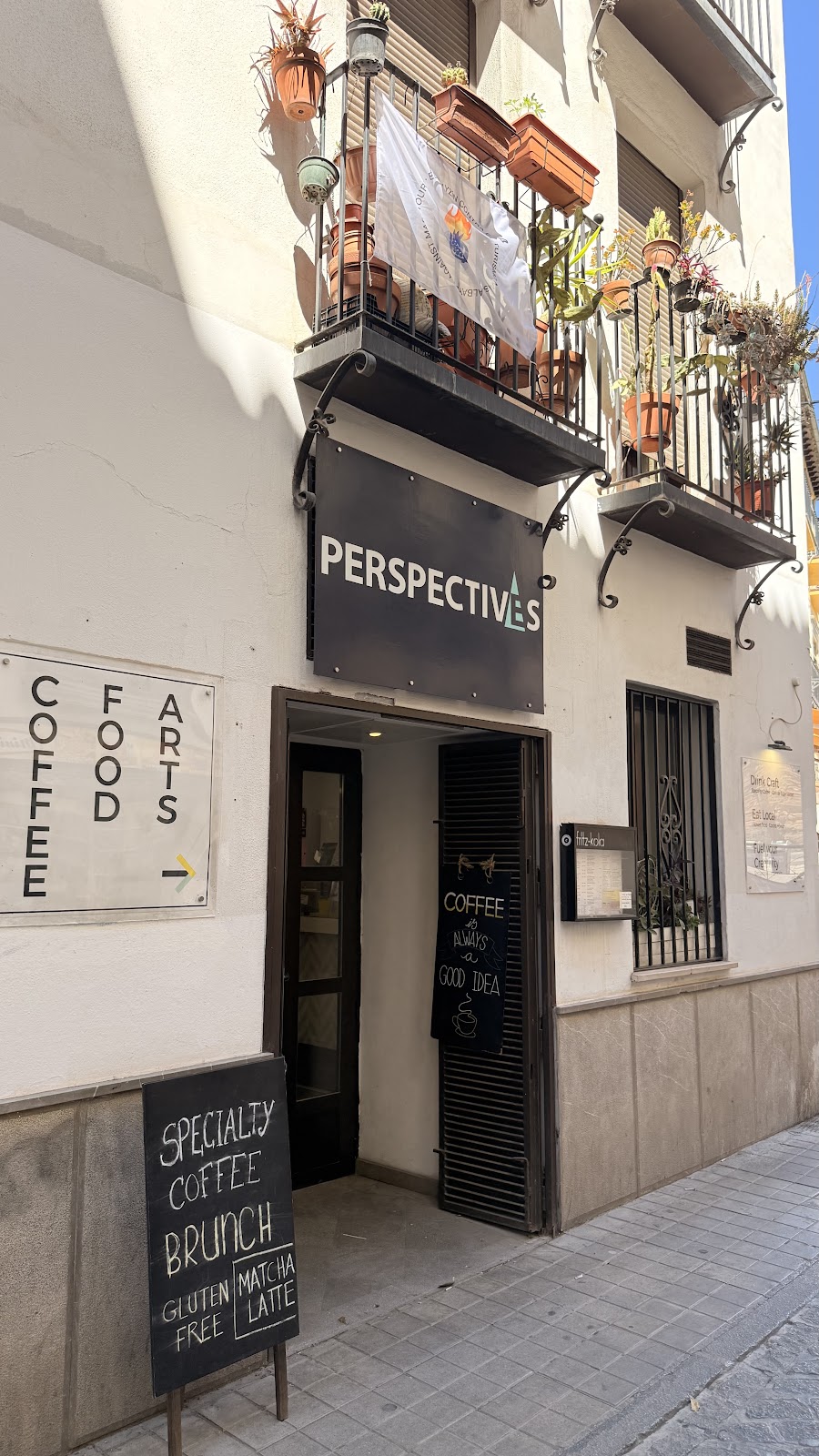 PERSPECTIVES - CAFÉ & HONEST FOOD en andalucía ebaristo café