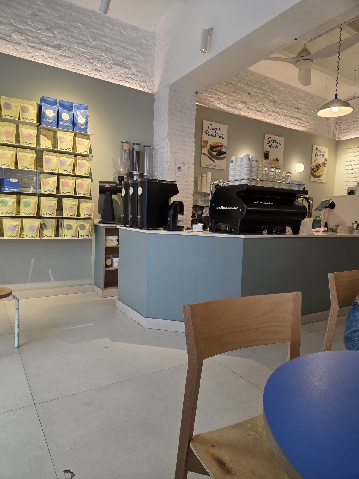 SLOWMOV ebaristo café